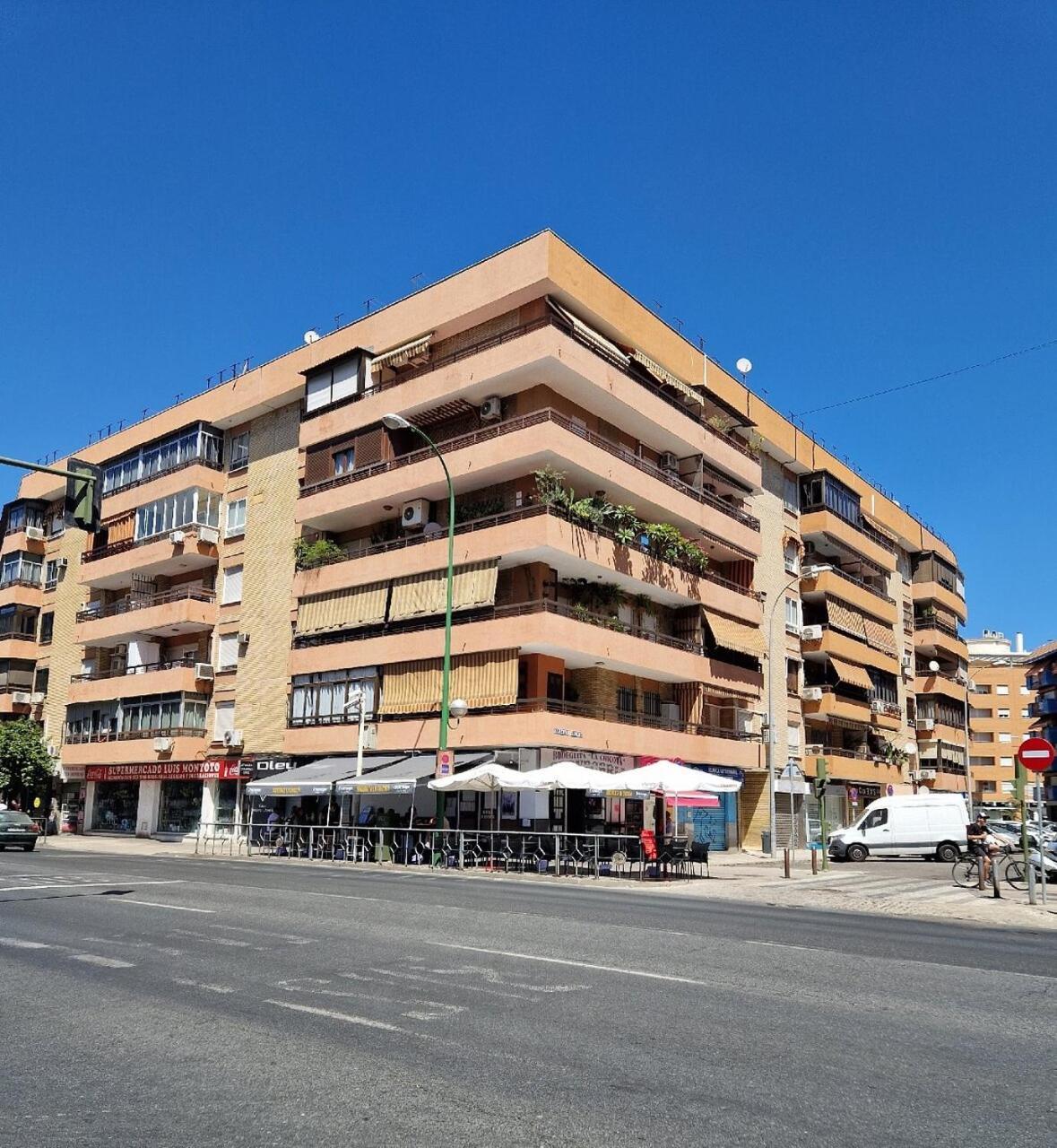 10 Minutos Centro Sevilla, Moderno Y Con Parking Gratis エクステリア 写真